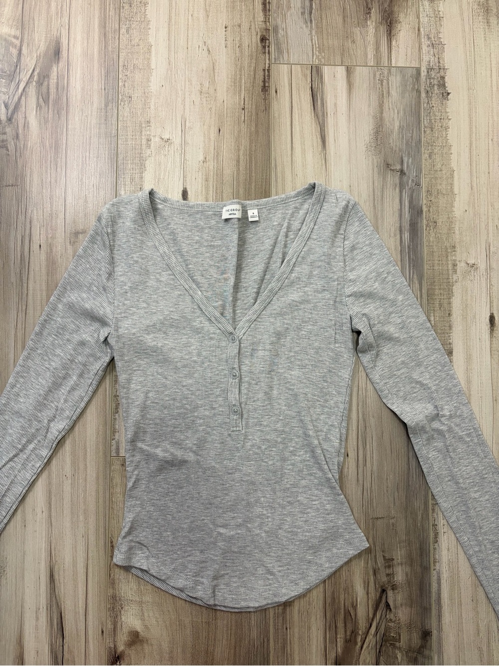 Aritzia Heather Gray Long-Sleeve Henley
